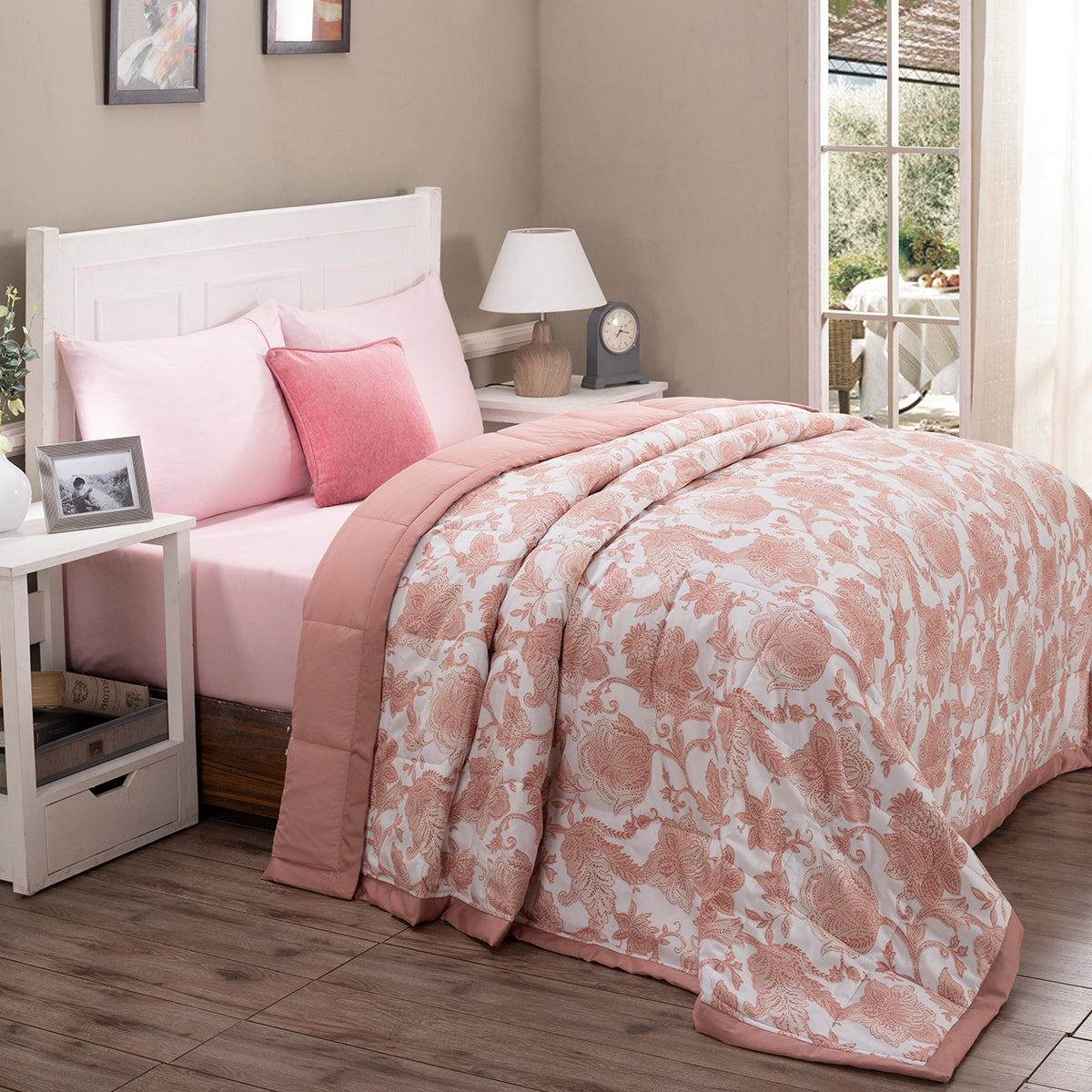 Mabel quilted throw deals