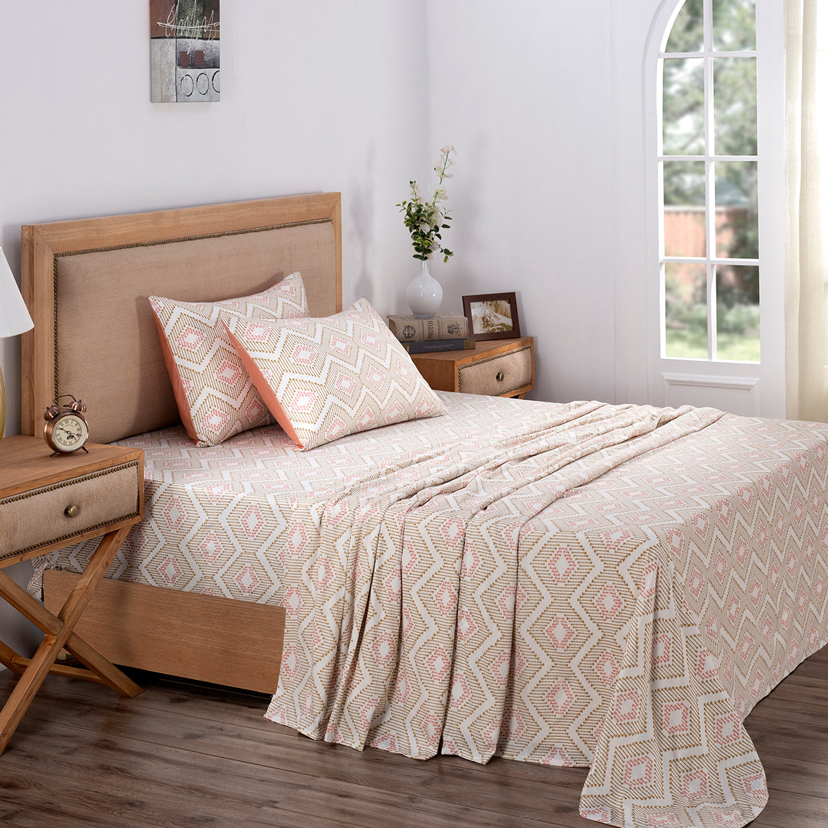Global Atelier Demon Dash Printed 100% Cotton Peach Soft Bed Sheet
