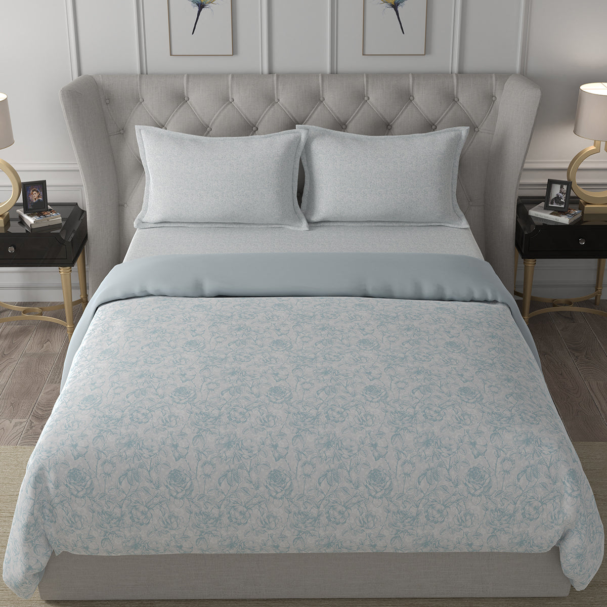 Hermosa Exotic Bouquet Wonderland Blue Quilt