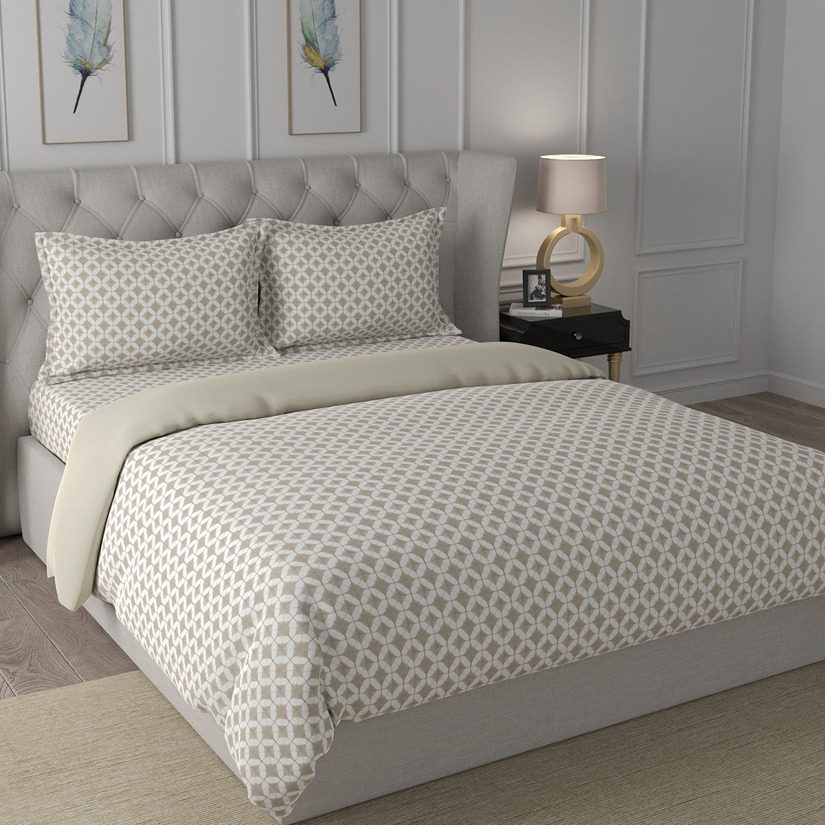 Hermosa Exotic Bouquet Elaine Neutral 4 Pc Quilt/Quilted Bed Cover Set