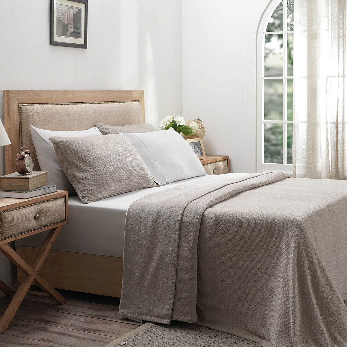 Blaize 100% Cotton Solid Weave Grey Bed Cover