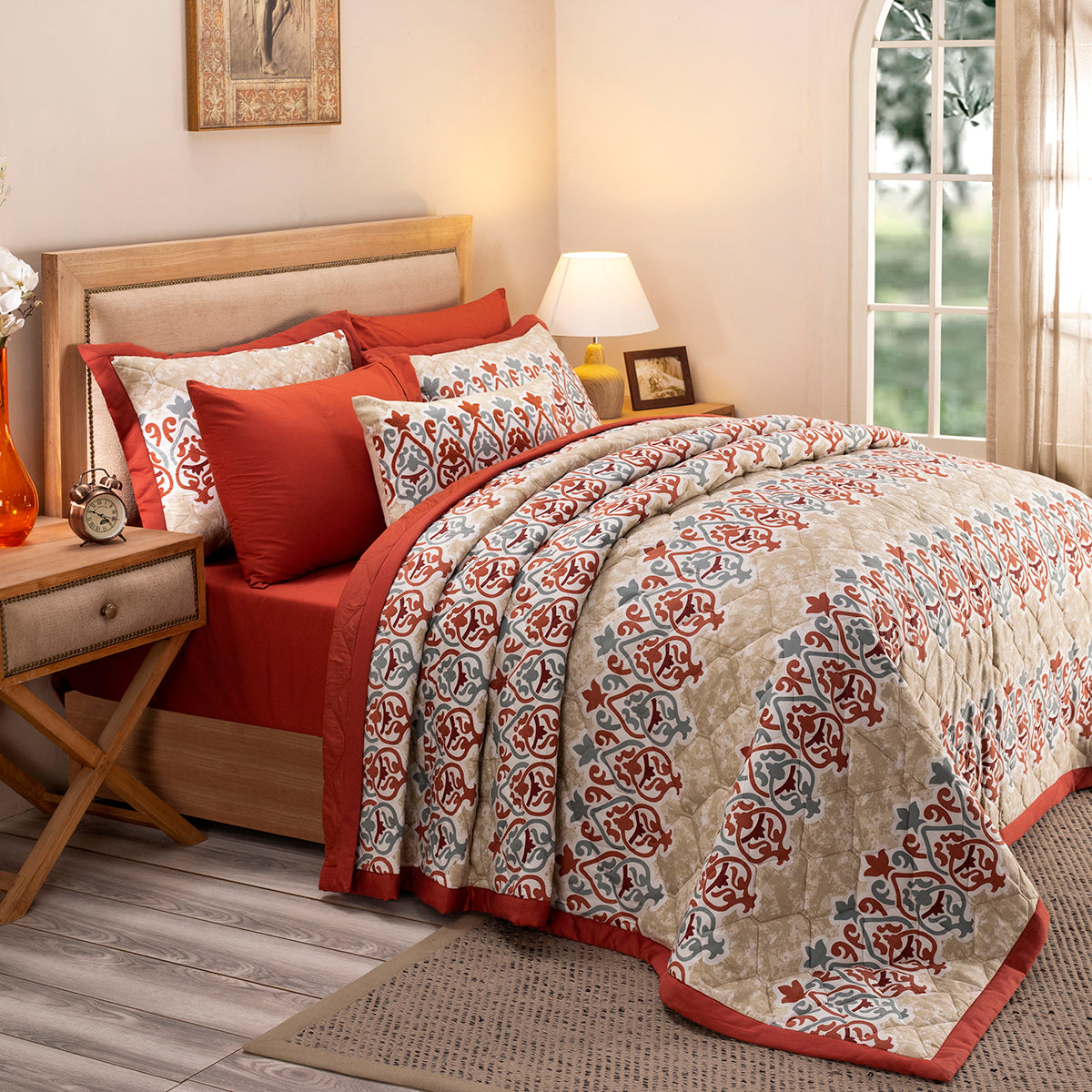 Nouveau Tradition Kaleen Global Red Quilt Set