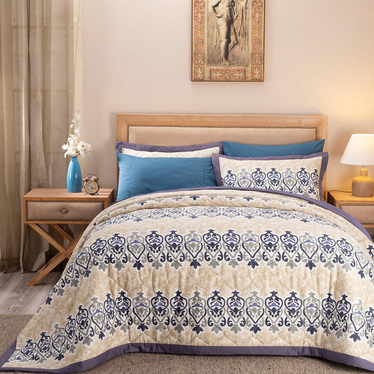 Nouveau Tradition Kaleen Global Blue Quilt