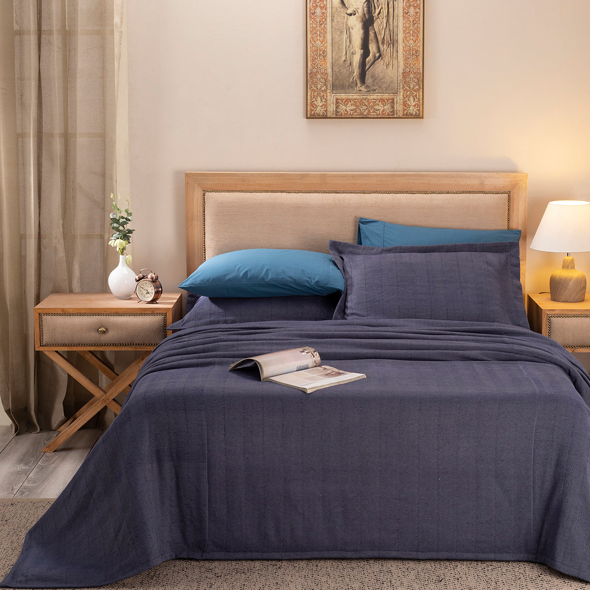 Nouveau Tradition Zigwine Blue Bed Cover