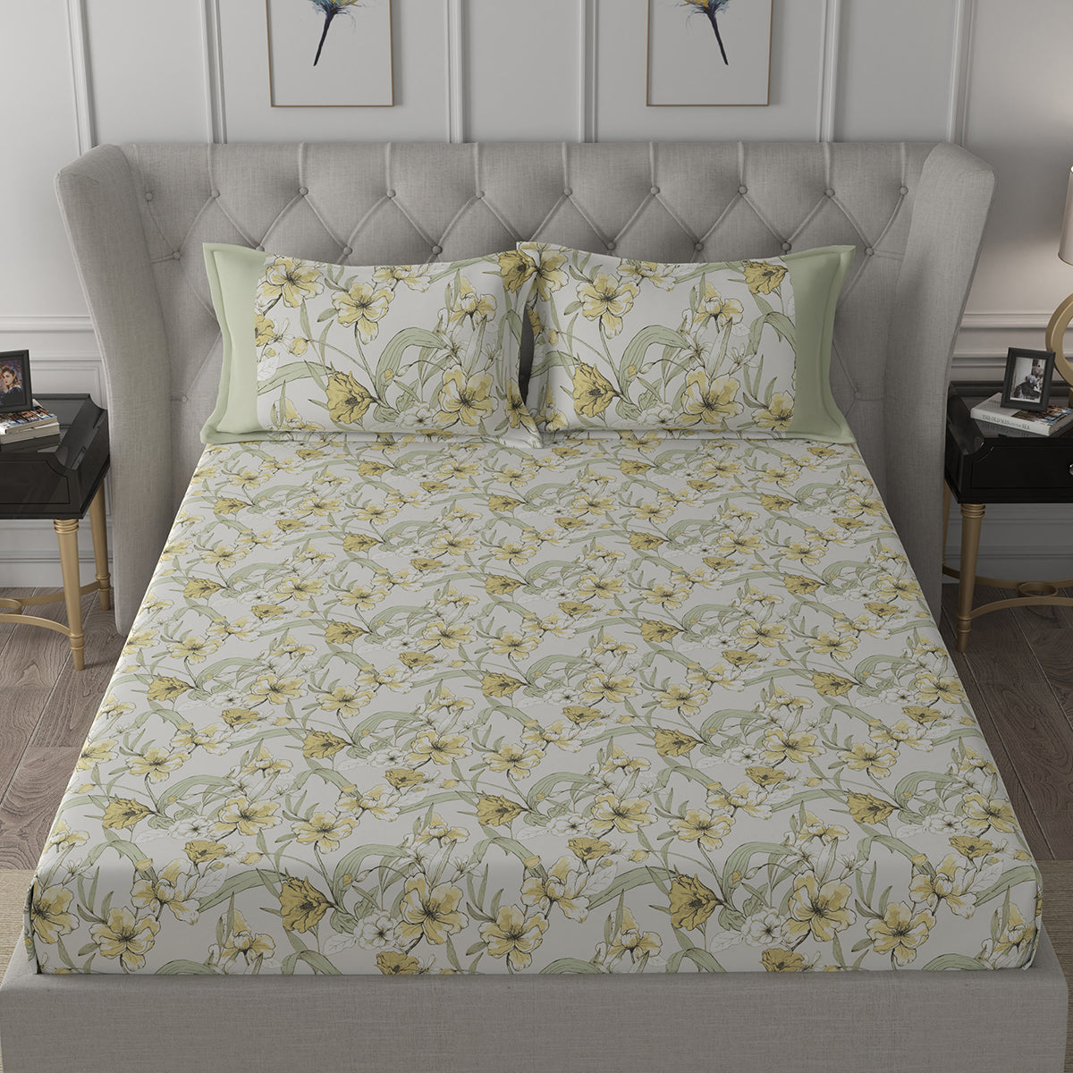 Backyard Patio Valencia Printed 100%Cotton Yellow Bed Sheet with Pillow Covers