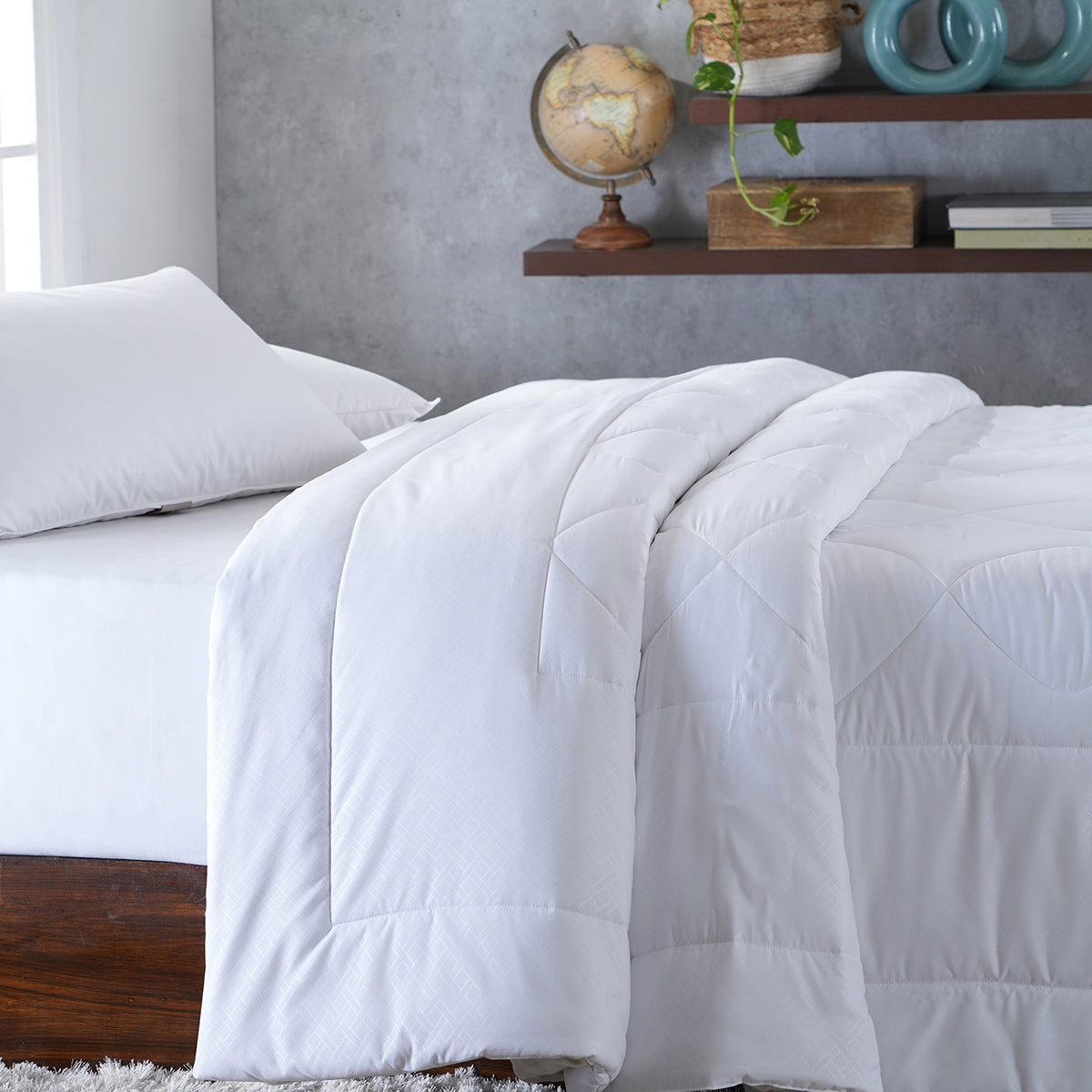 Essentials Ravel Solid 300 GSM White 1PC Duvet