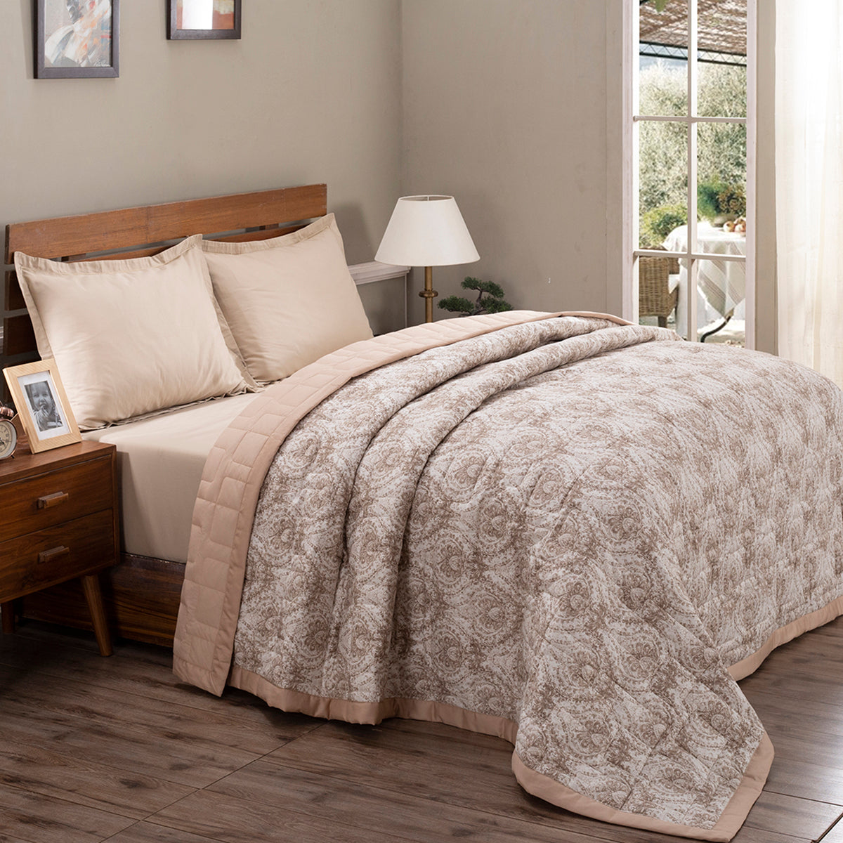 Art Nouveau Evan Summer AC Quilt/Quilted Bed Cover/Comforter Brown