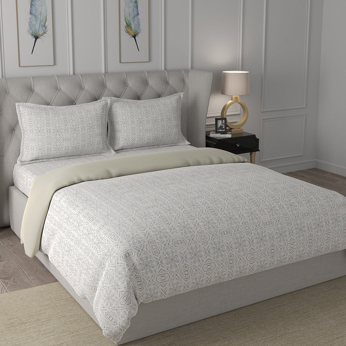 Hermosa Exotic Bouquet Kallie Neutral Quilt