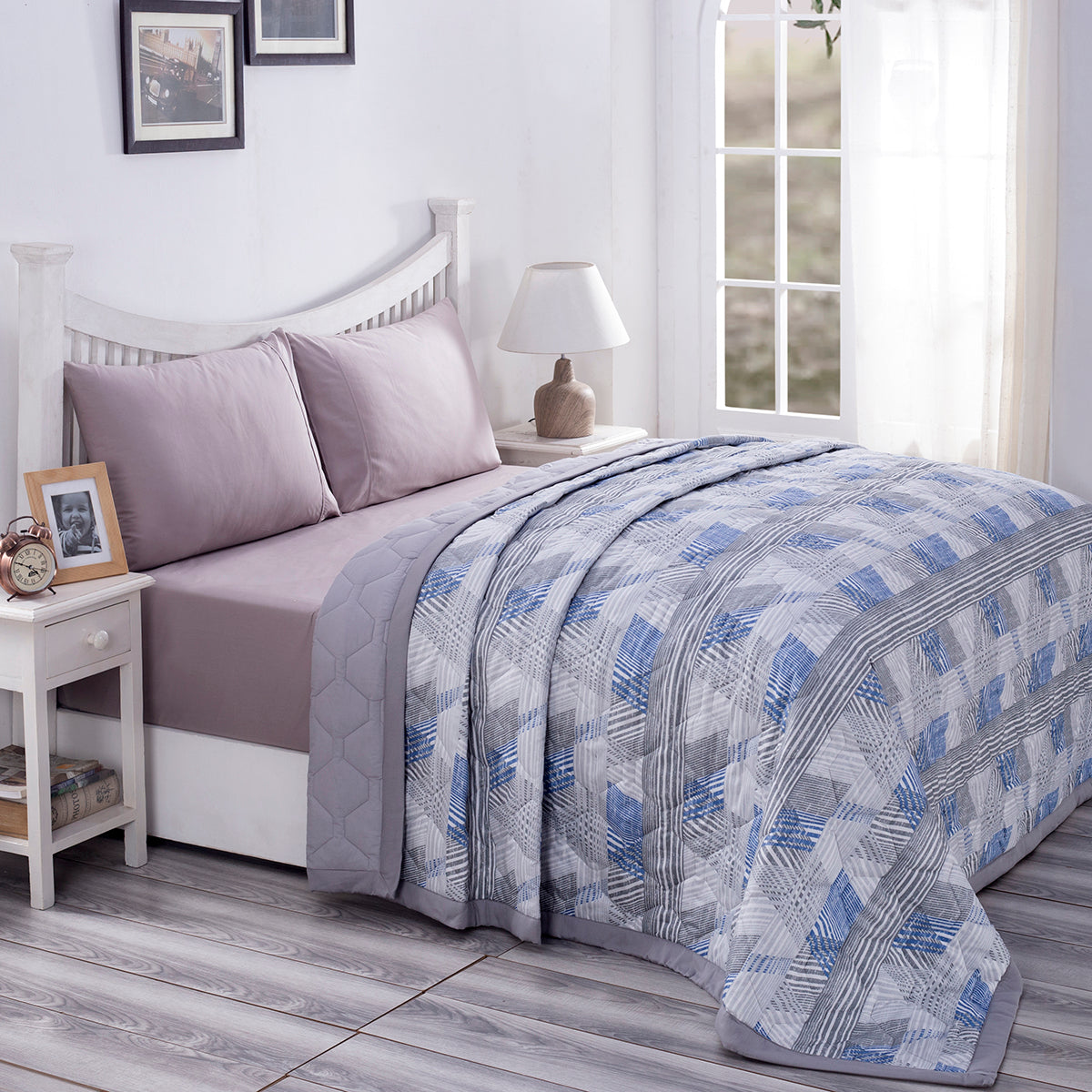 PBS Nomad Scuplt Maximus Summer AC Quilt/Quilted Bed Cover/Comforter Blue