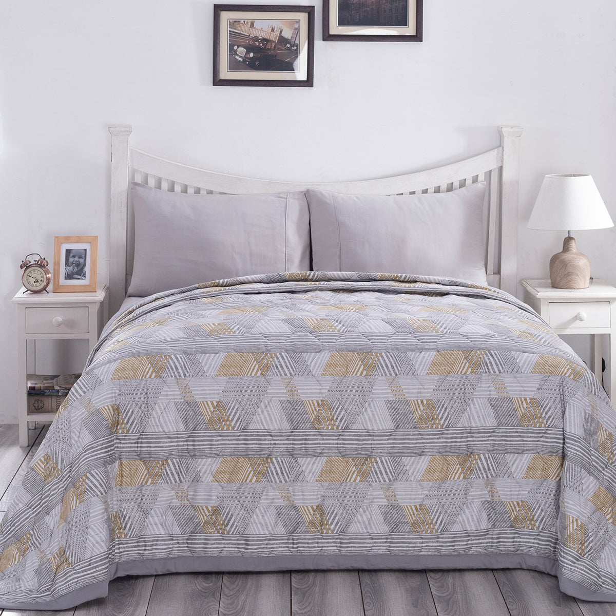 PBS Nomad Scuplt Maximus Summer AC Quilt/Quilted Bed Cover/Comforter Neutral