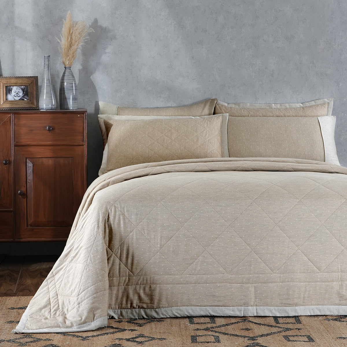 Muted Dot 100% Natural Cotton Filling Summer AC Quilt/Quilted Bed Cover/Comforter Beige