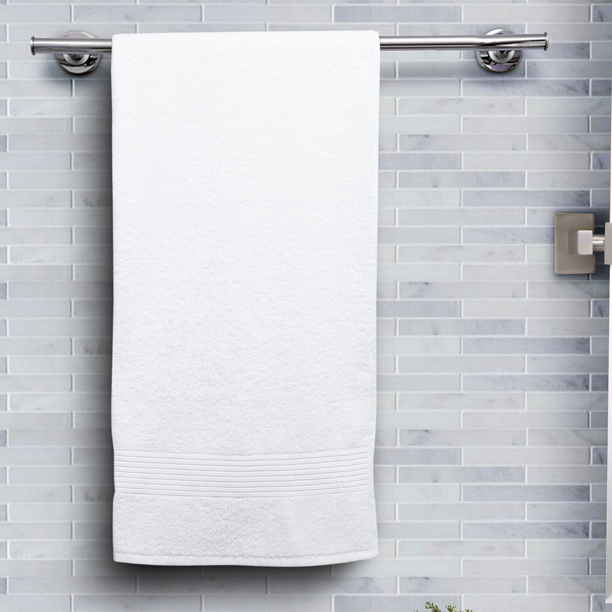 Jeneth Ultra-soft and highly absorbant White Towel