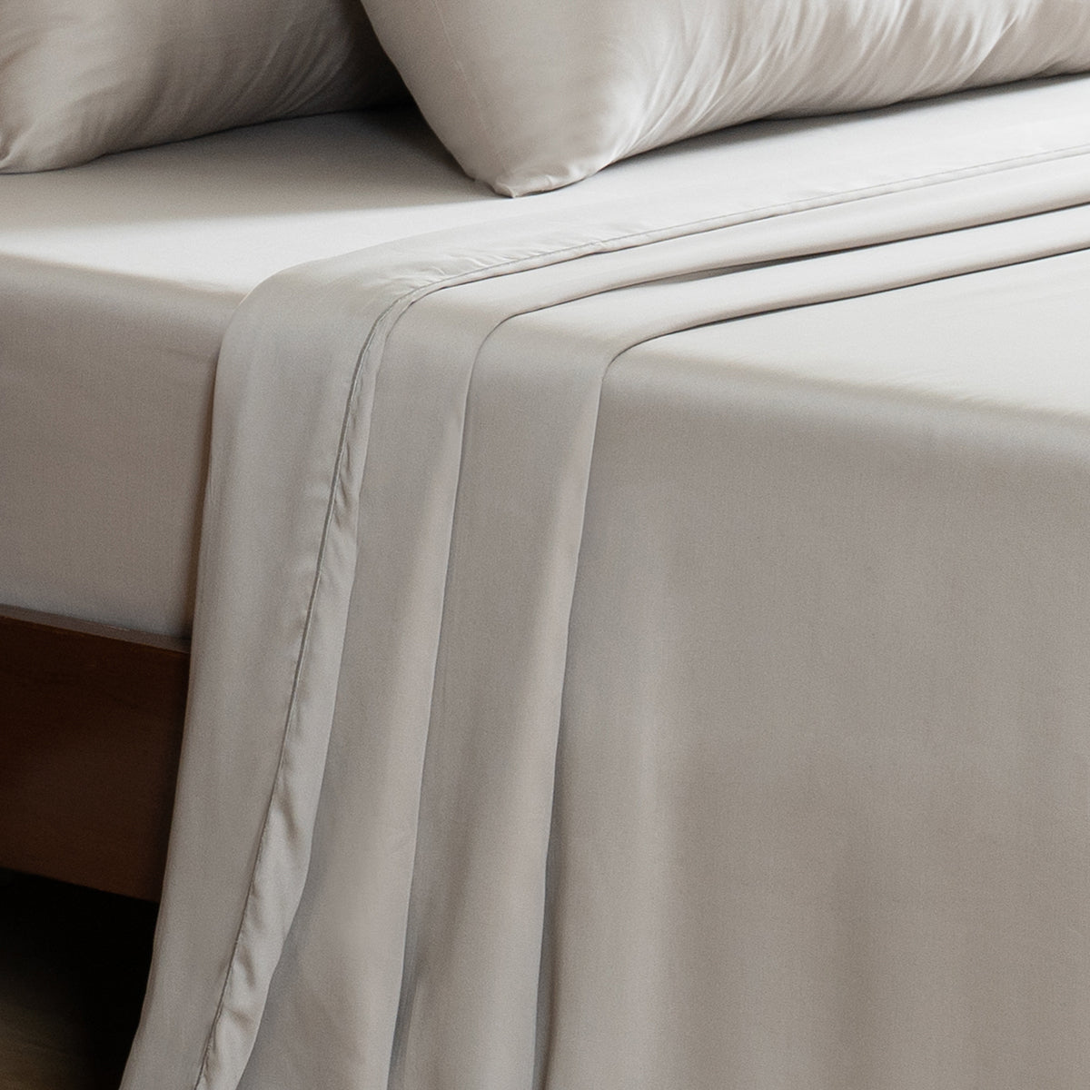 100% Tencel™ Solid Bedsheet with Pillow Case Serene Haven Noemi Blue