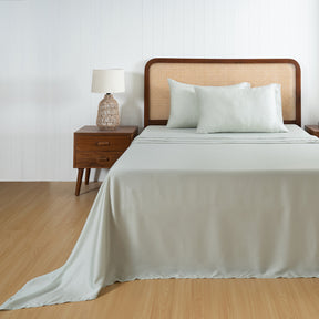 100% Tencel™ Solid Bedsheet with Pillow Case Serene Haven Noemi Green