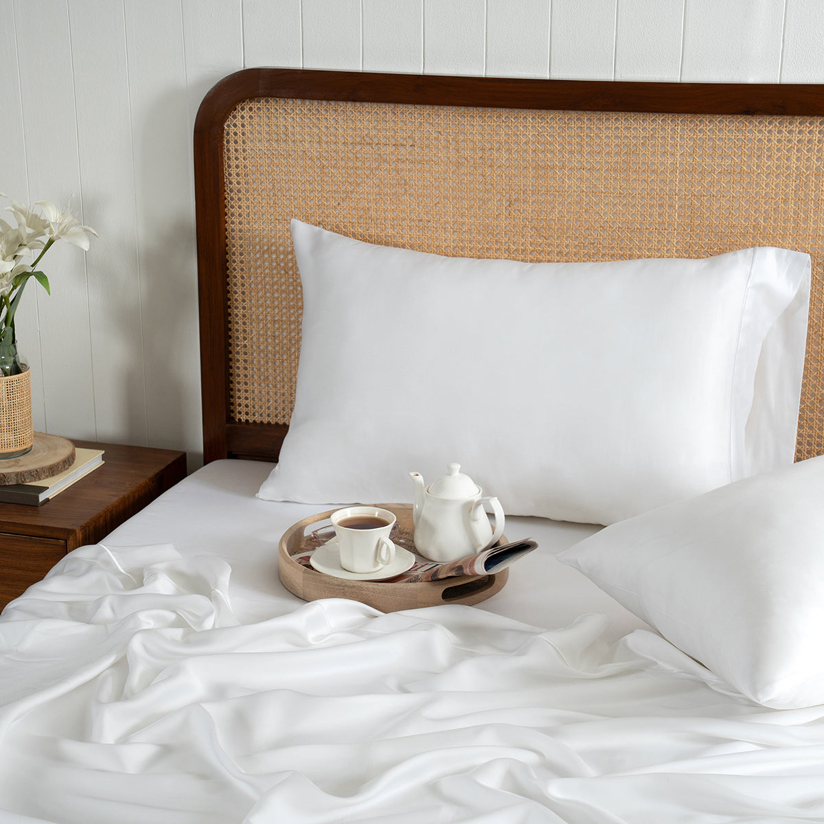 100% Tencel™ Solid Bedsheet with Pillow Case Serene Haven Noemi White