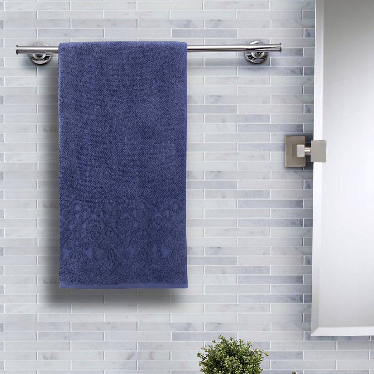 Windsor Antimicrobial Antifungal Zero Twist Fluffy Luxurious Navy Blue Towel