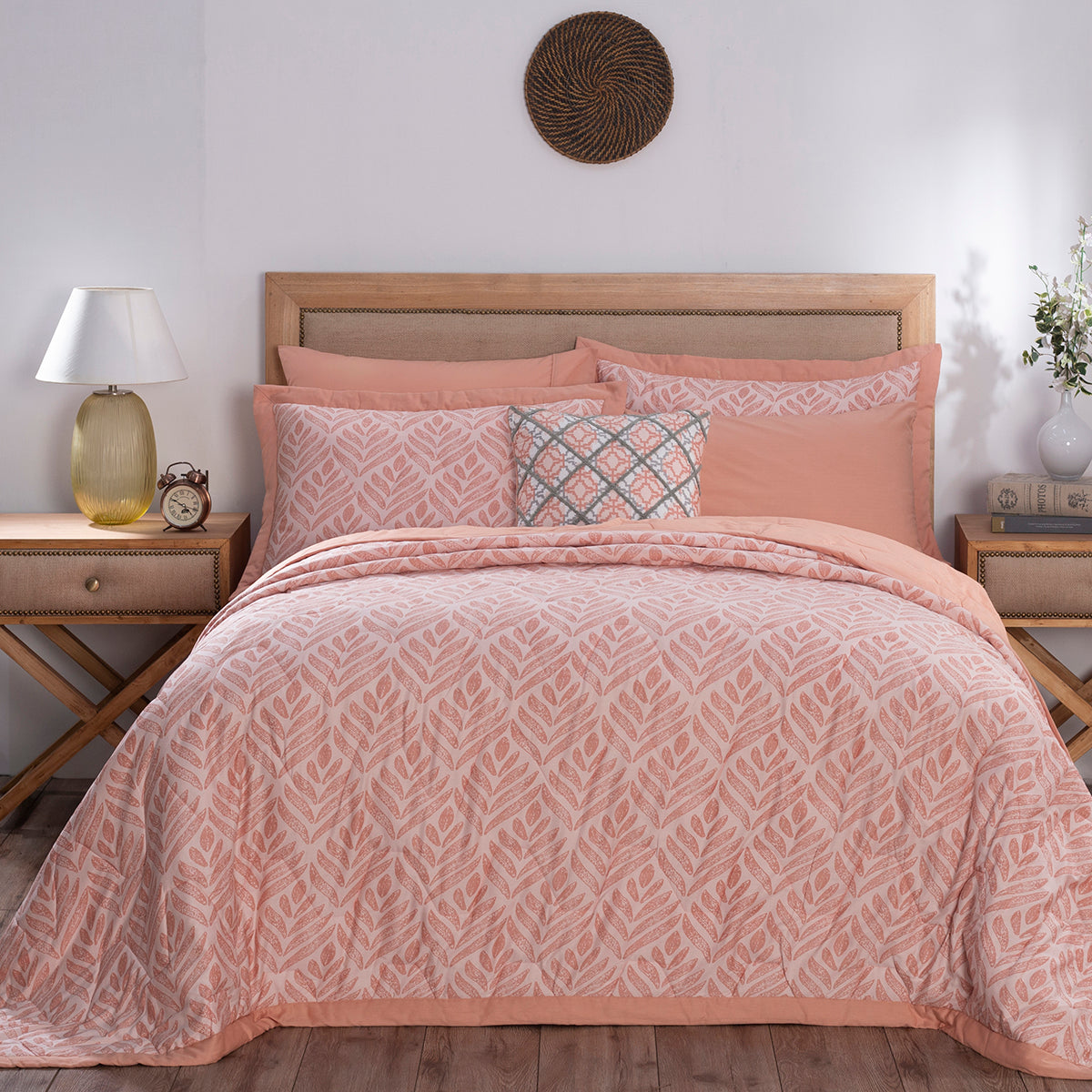 Global Atelier Petal Touch Peach 8PC Quilt/Quilted Bed Cover Set