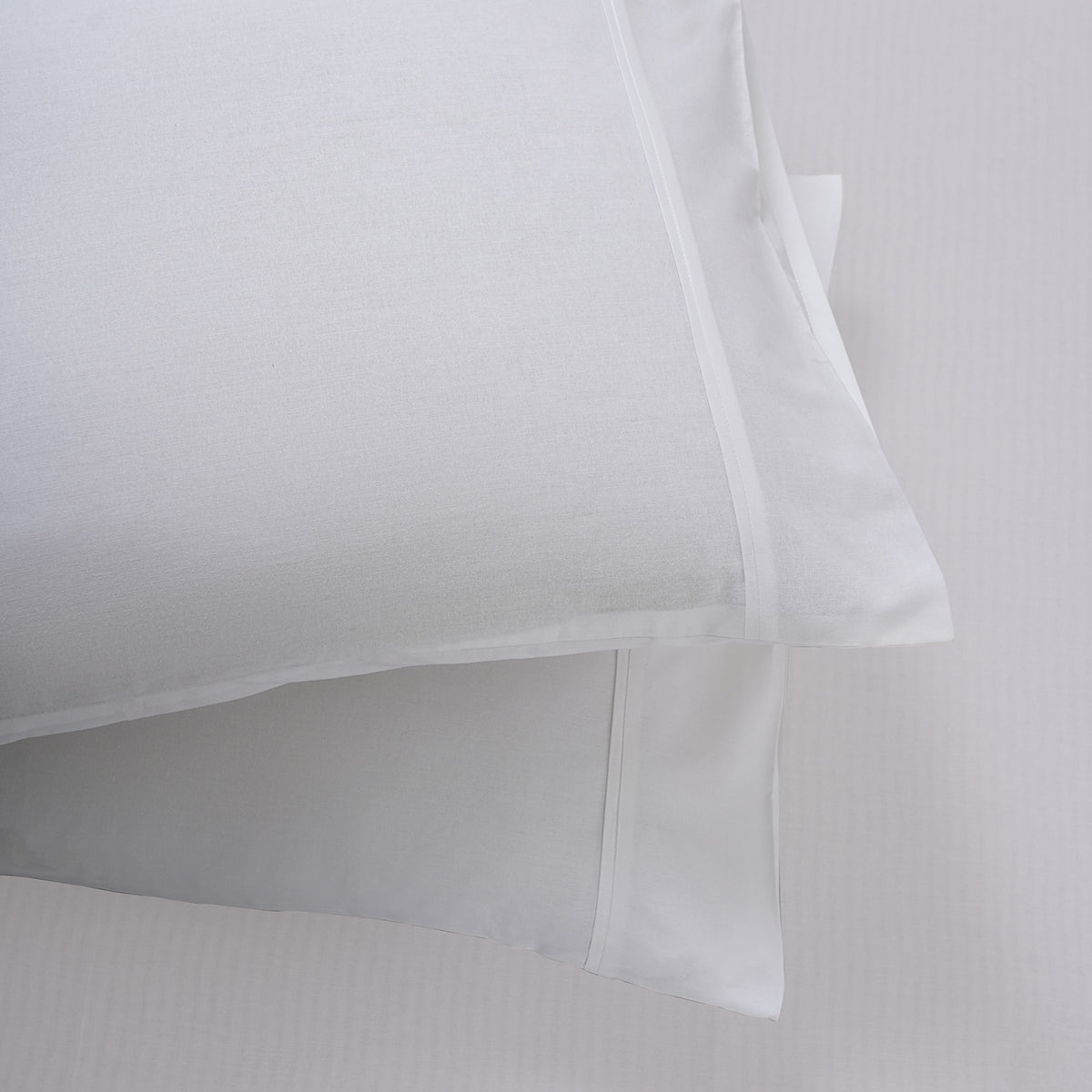 Eden Crisp & Light Weight 100% Cotton Solid White Fitted Sheet