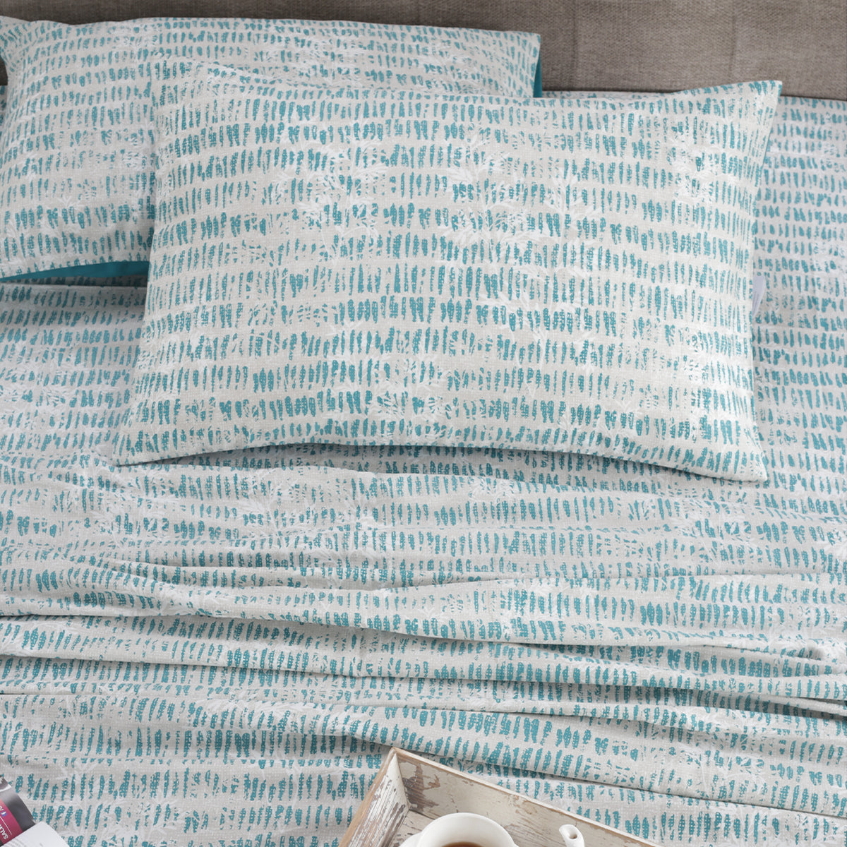 Royal Botanic 200 TC Rocky Stripe Green 100% Cotton Bed Sheet With Pillow Case