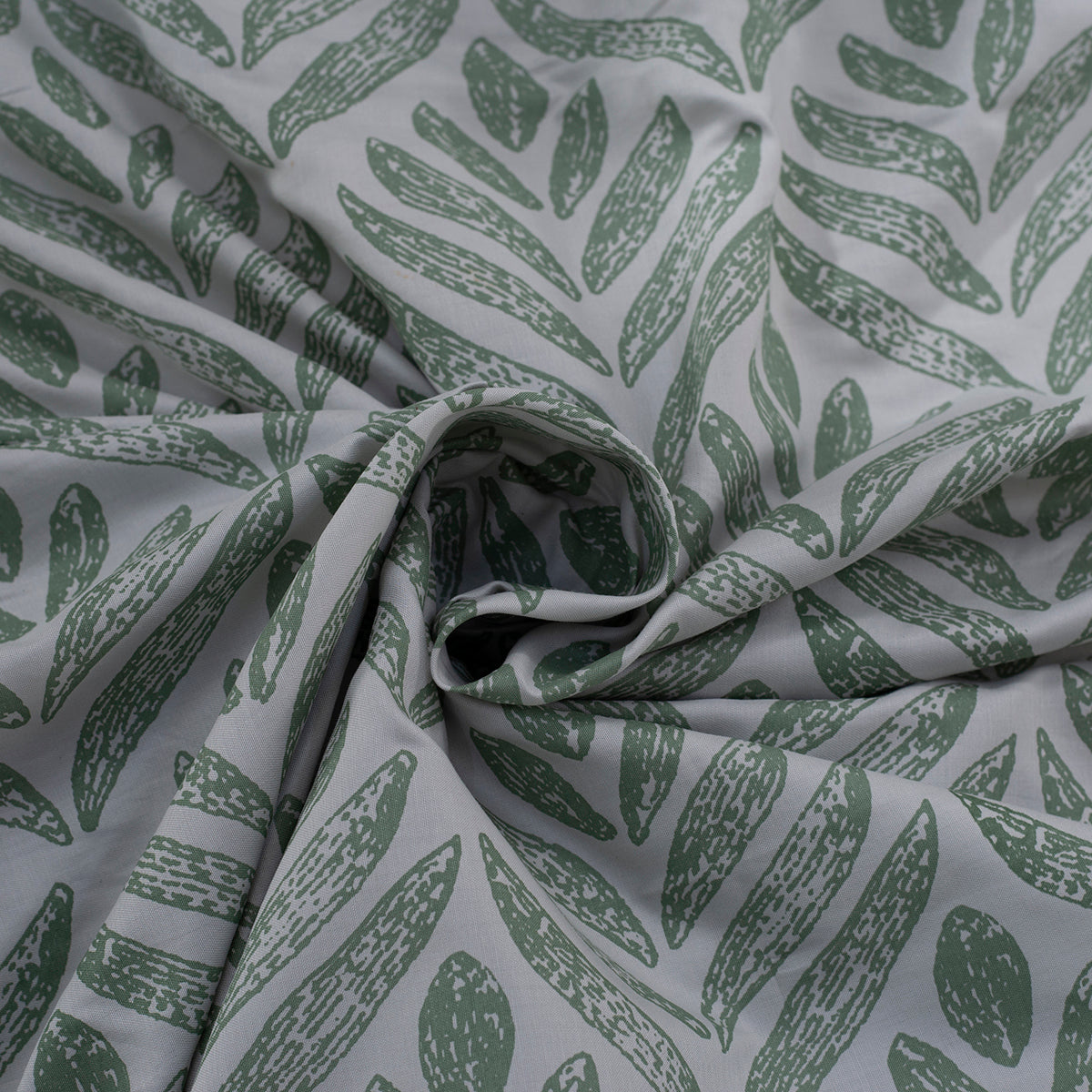 Royal Botanic 200 TC Petal Touch Green 100% Cotton Bed Sheet With Pillow Case