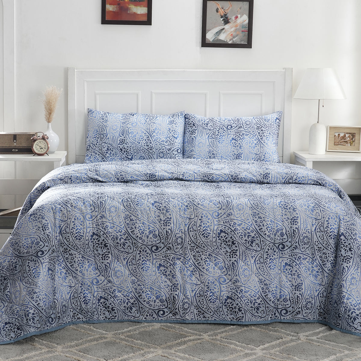 Royal Botanic 115 GSM Ombre Bonanza Quilt/Quilted Bed Cover