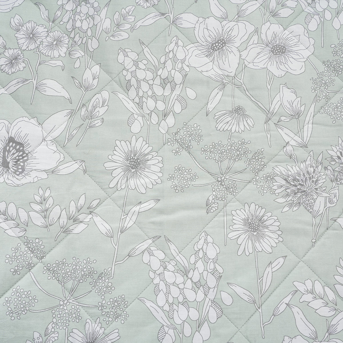 Royal Botanic 115 GSM Outline Floral Quilt/Quilted Bed Cover