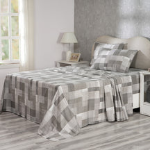 Enchanted Harmony Division Loaf Printed Cotton Bed Sheet With Pillow Cover