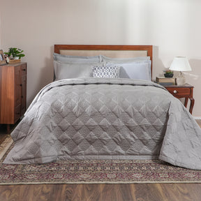 Utopian Regan 145 GSM Frill Liner Quilt/Comforter