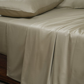 Melina Plain 100% Cotton Extra Soft & Luxurious Bed Sheet With Pillow Covers