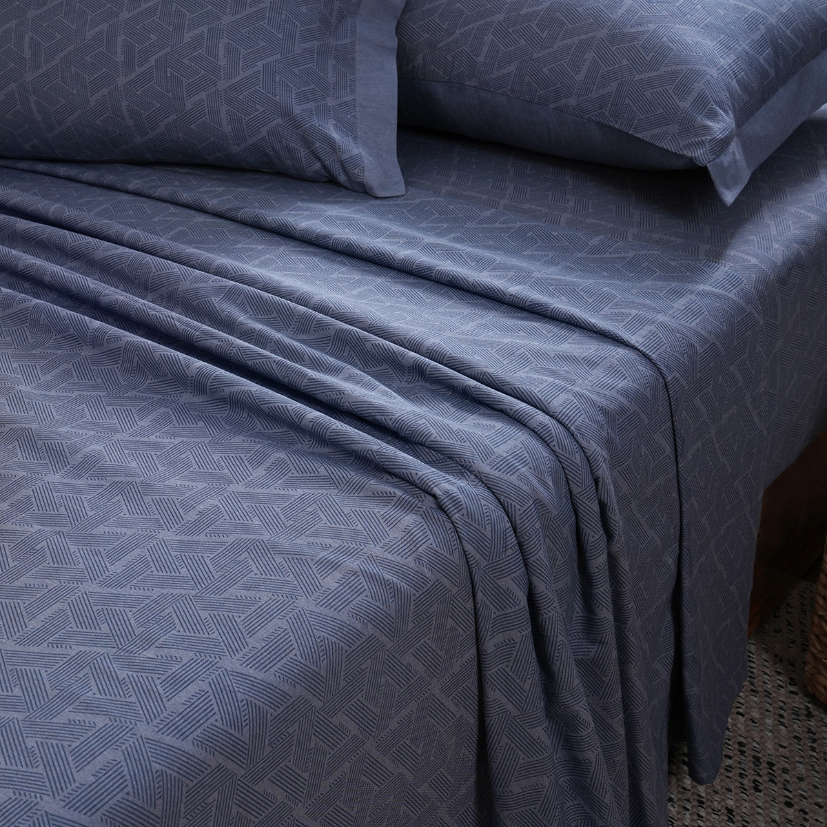 Inner city Made With Egyption Cotton Ultra Soft Blue Bed Sheet with Pillow Case