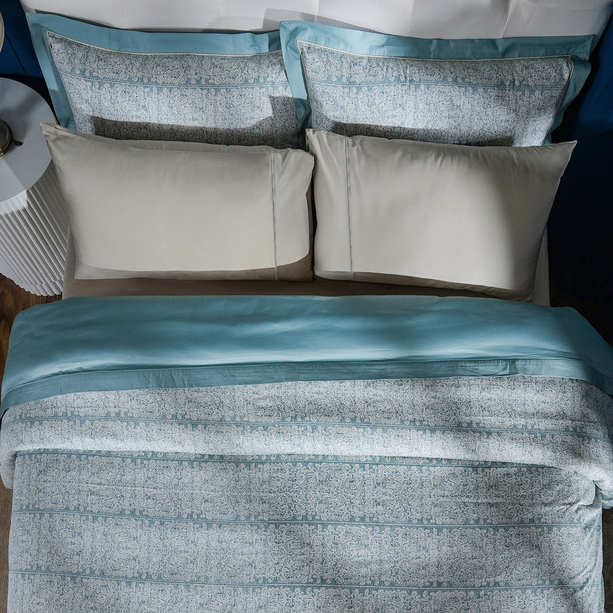 Classical Impression Folkloric 100% Cotton Duvet Cover with Pillow Case Blue