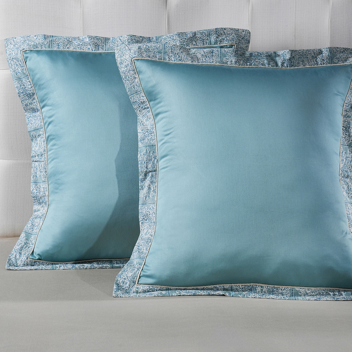 Classical Impression Folkloric 100% Cotton Pillow Case Euro Set Blue