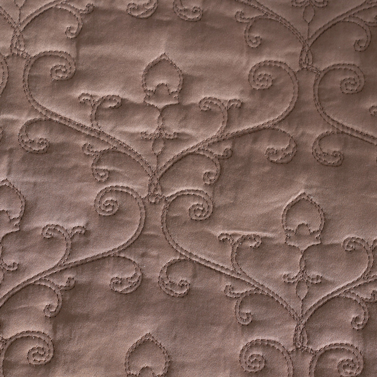 Classical Impression Swirling Quilt/Quilted Bed Cover Brown