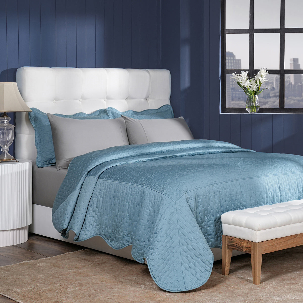 Classical Impression Swirling Quilt/Quilted Bed Cover Blue