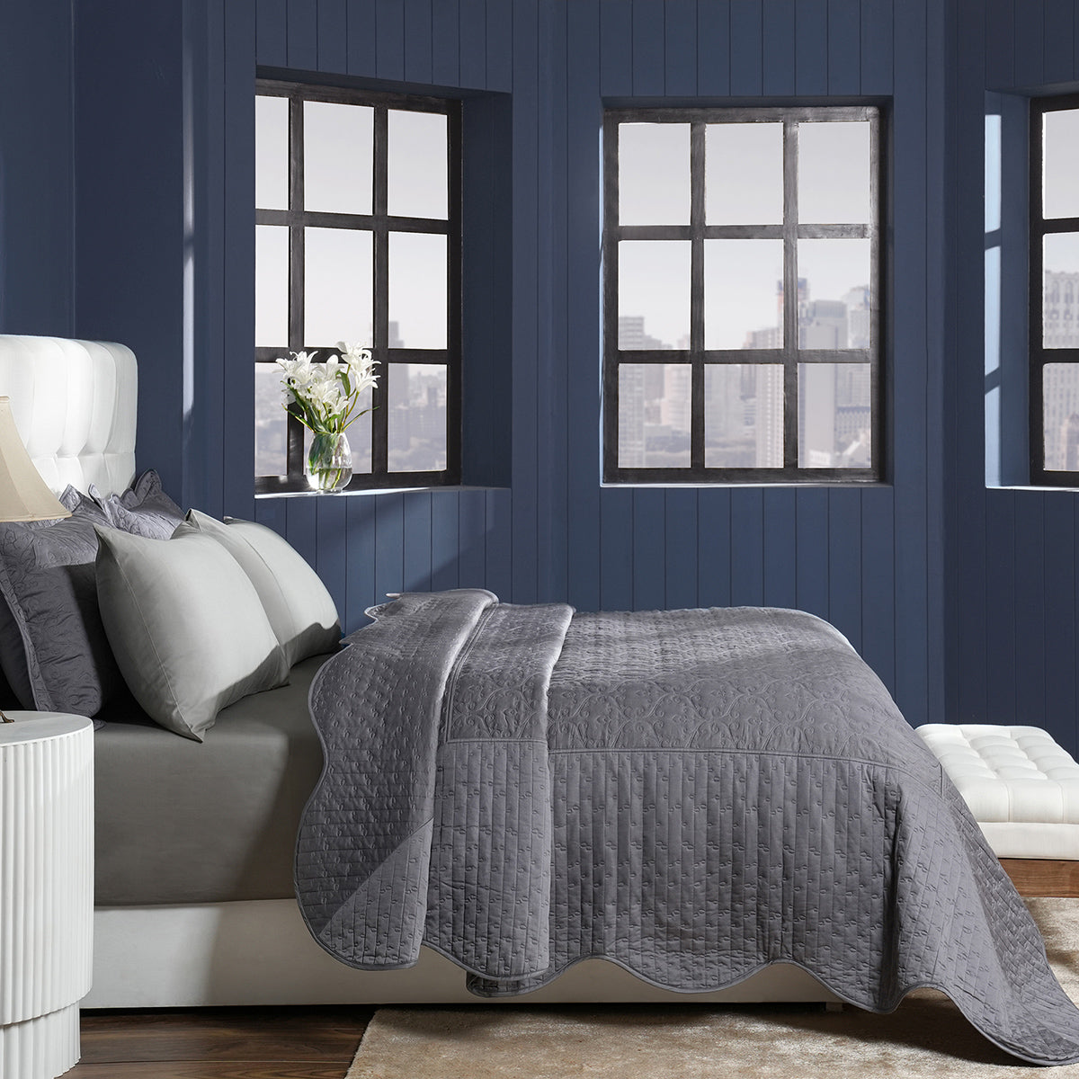 Classical Impression Swirling Quilt/Quilted Bed Cover Grey