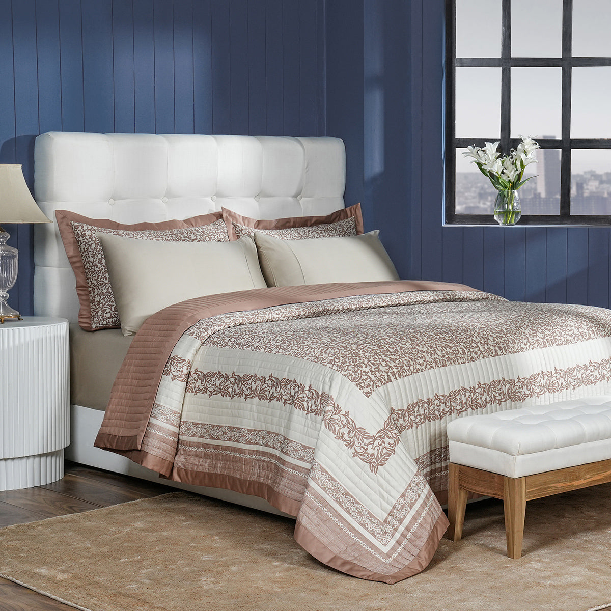 Classical Impression Ornamental Quilt/Quilted Bed Cover Brown