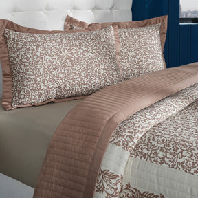 Classical Impression Ornamental Quilt/Quilted Bed Cover Brown