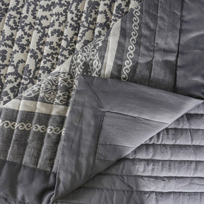 Classical Impression Ornamental Quilt/Quilted Bed Cover Grey