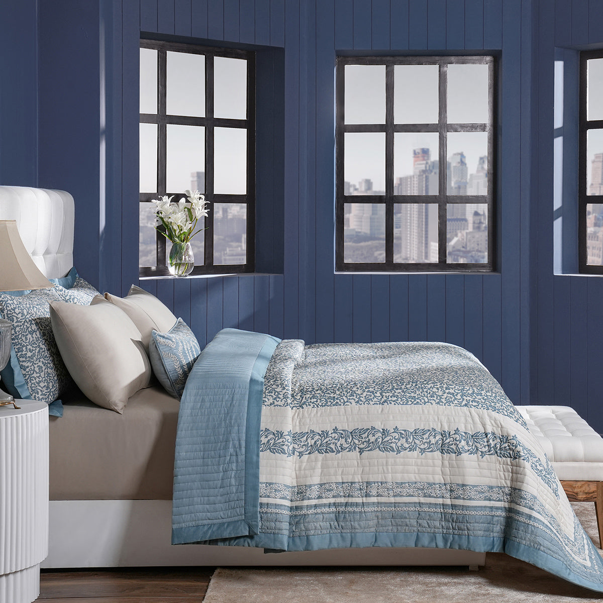 Classical Impression Ornamental 100% Cotton 8pcs Quilt/Qulited Bed Cover Set Blue
