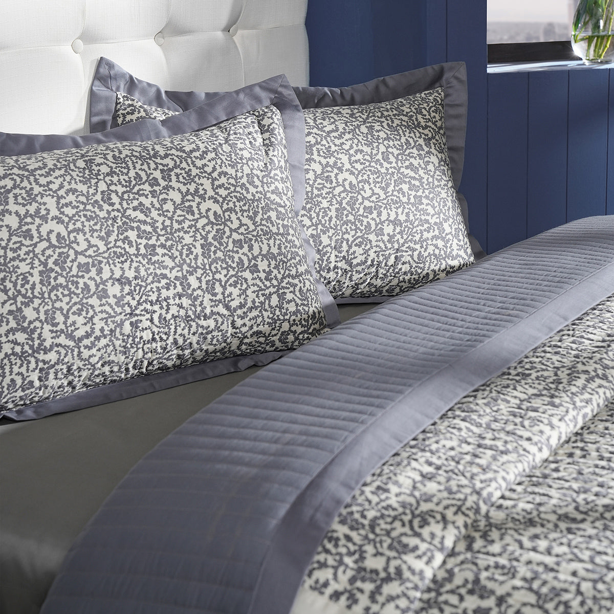 Classical Impression Ornamental 100% Cotton 8pcs Quilt/Qulited Bed Cover Set Grey