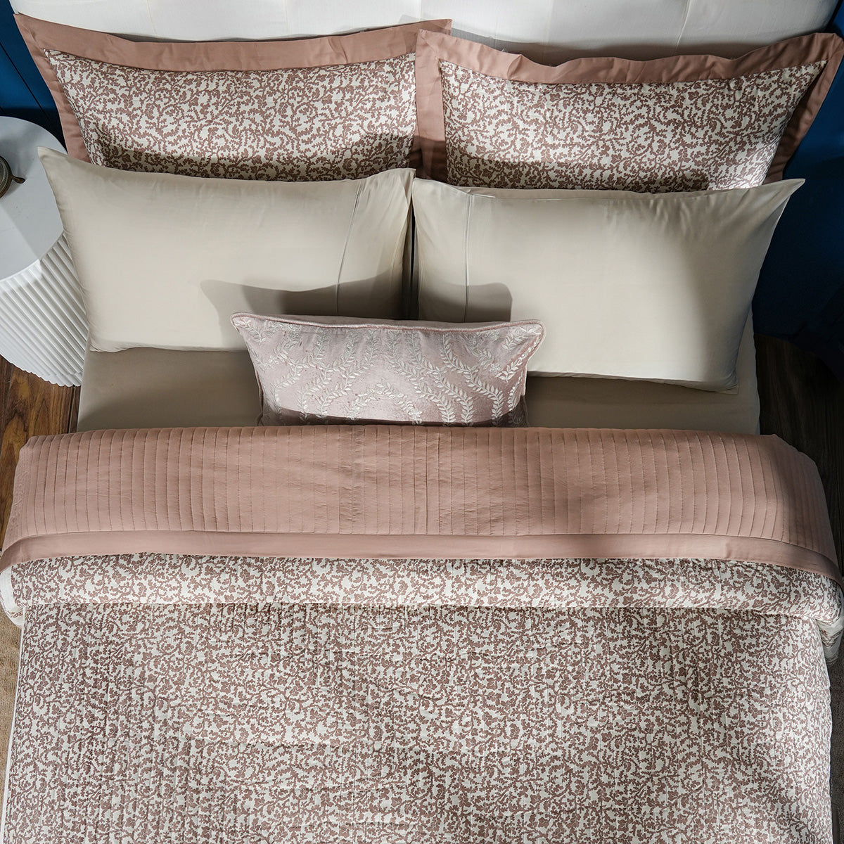Classical Impression Ornamental 100% Cotton 8pcs Quilt/Qulited Bed Cover Set Brown