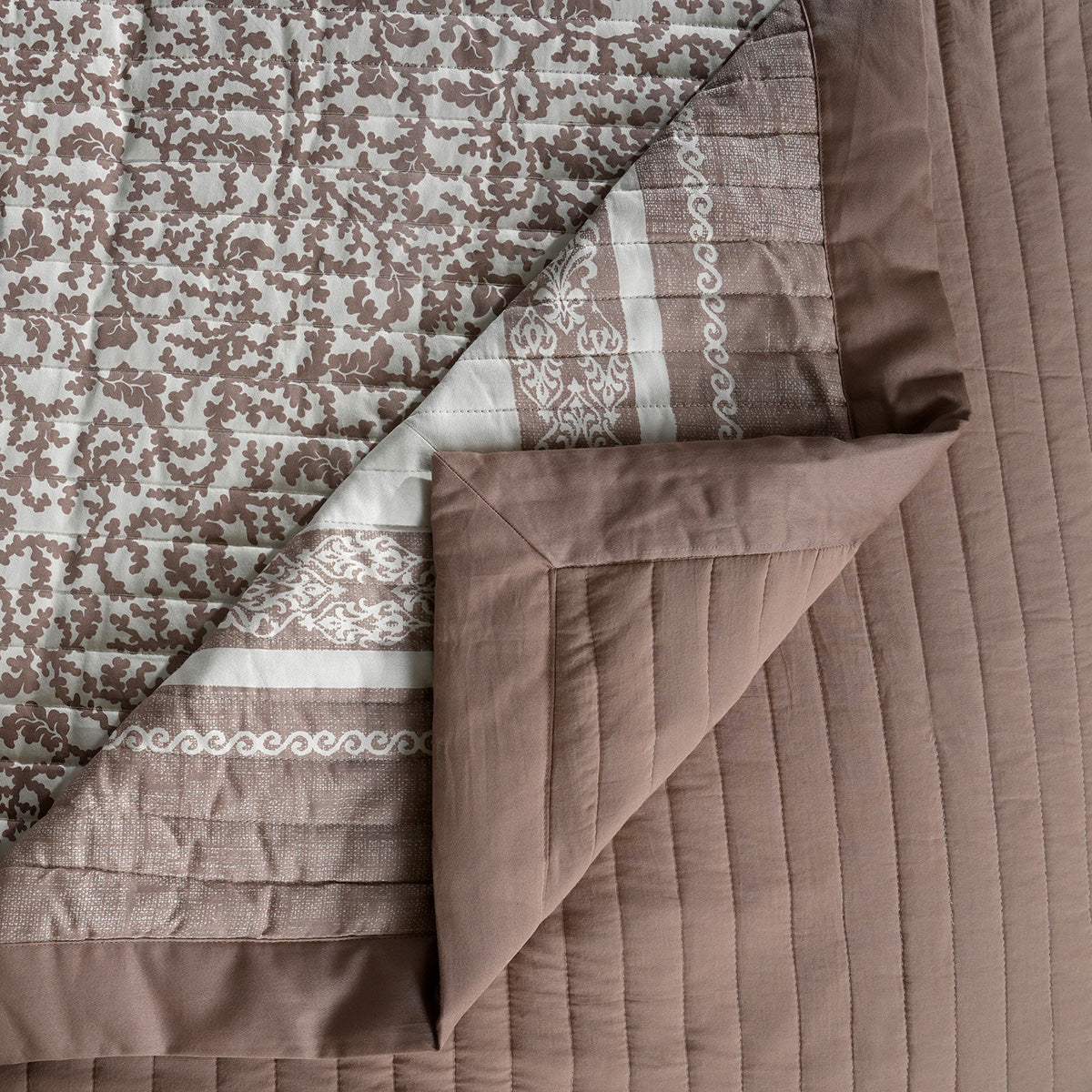 Classical Impression Ornamental 100% Cotton 8pcs Quilt/Qulited Bed Cover Set Brown