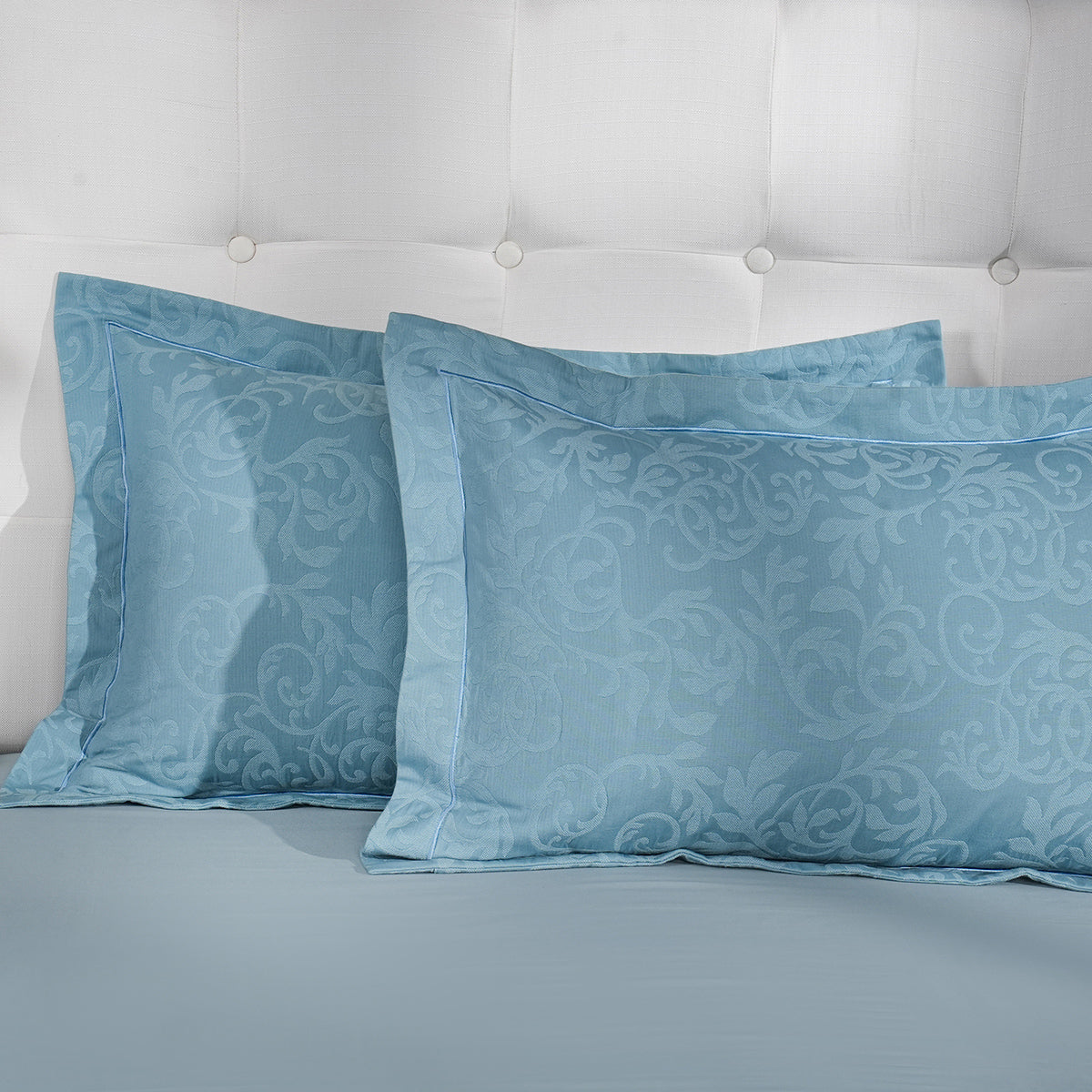 Classical Impression Curly Scroll 100% Cotton Pillow Sham Set Blue