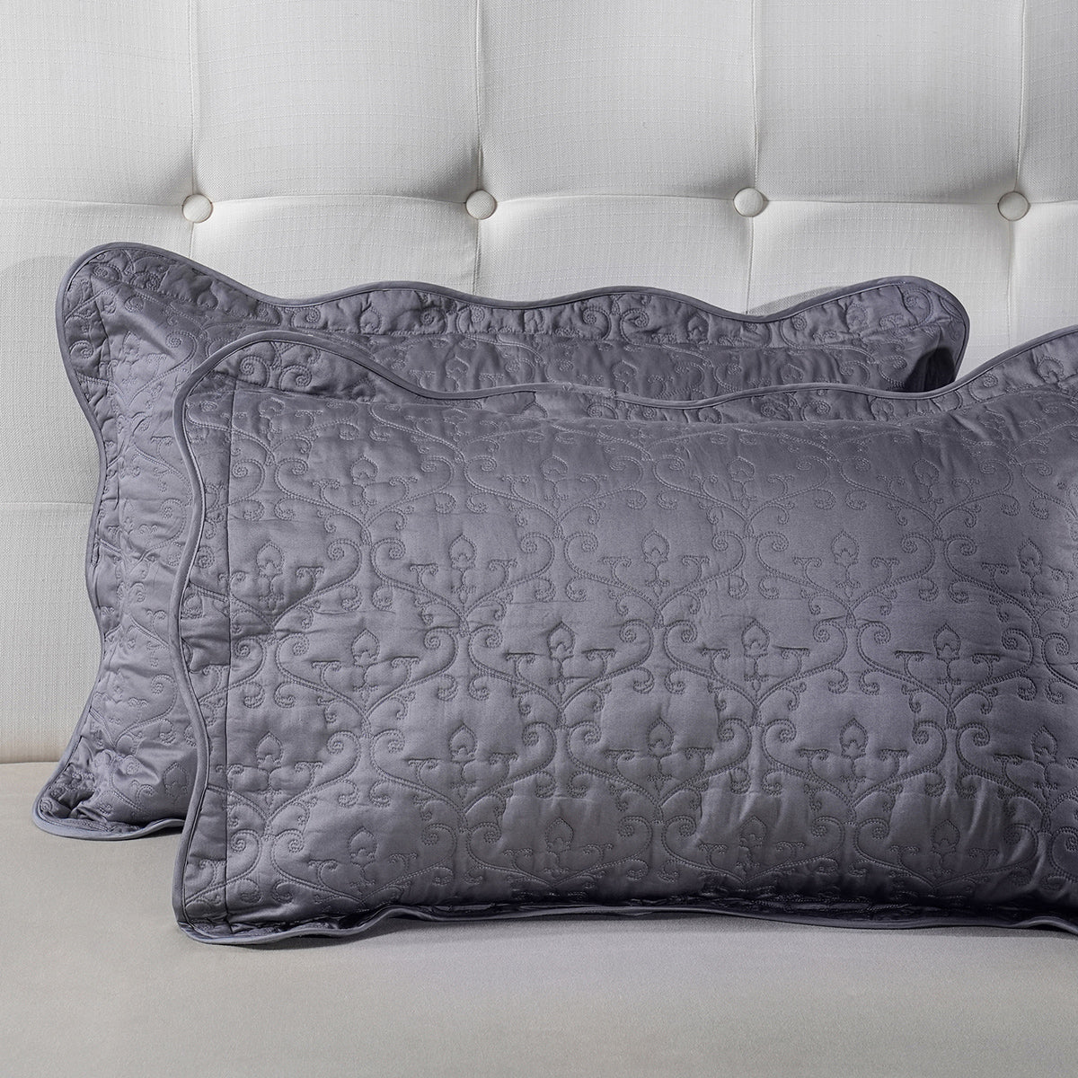 Classical Impression Swirling Fabric-100% Cotton, Filling-100% Polyester Pillow Sham Set Grey