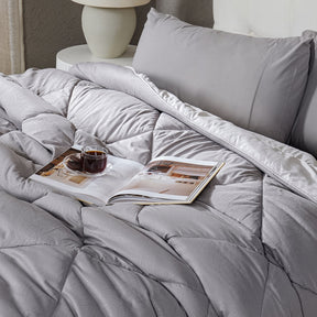 Gravel reversible textured Grey Quilt
