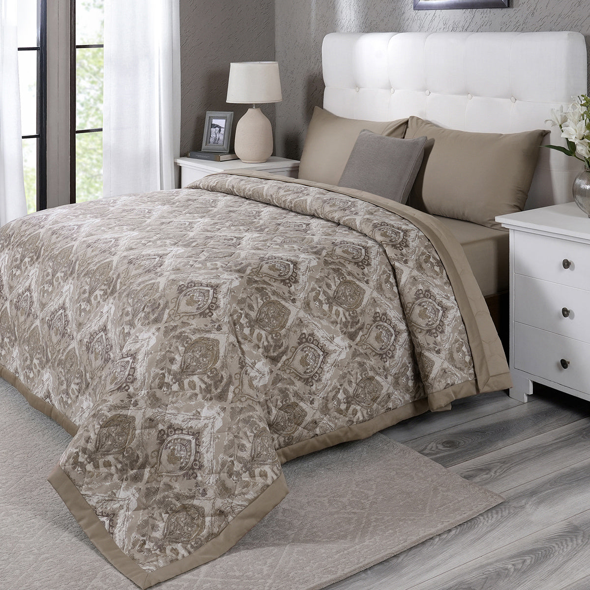 PBS Vintage Chic Edmund 6 Pcs Quilt Set /Quilted Bed Cover Beige