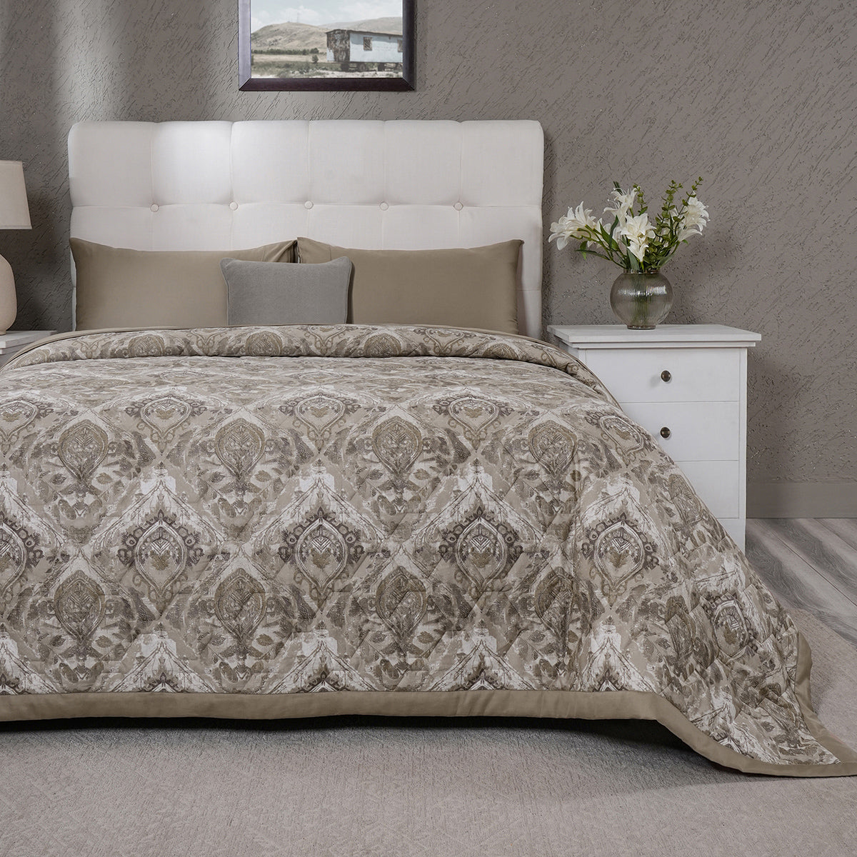 PBS Vintage Chic Edmund 6 Pcs Quilt Set /Quilted Bed Cover Beige