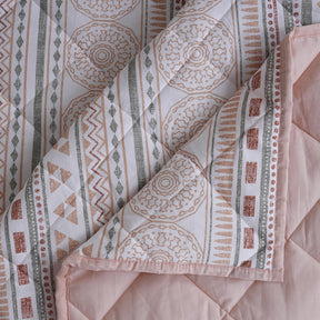 Sensory Bloom Allegra 4 pcs Peach Quilt Set