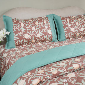 Sensory Bloom Granada extremely Cozy Red Quilt