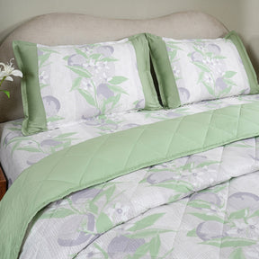 Sensory Bloom Colorsplash extremely Cozy Lilac Quilt